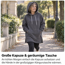 Lade das Bild in den Galerie-Viewer, KuschelLiebe – der extra lange Wohlfühlhoodie