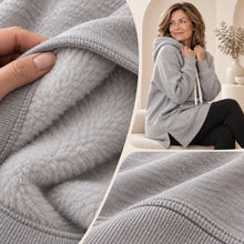 Lade das Bild in den Galerie-Viewer, KuschelLiebe – der extra lange Wohlfühlhoodie
