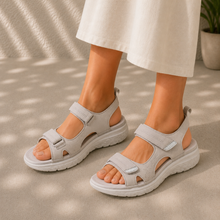 Lade das Bild in den Galerie-Viewer, OrthoKlara – Schmerz­lindernde Komfortschuhe – Ergonomisches Design